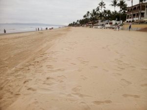 playa limpia guayabitos nayarit